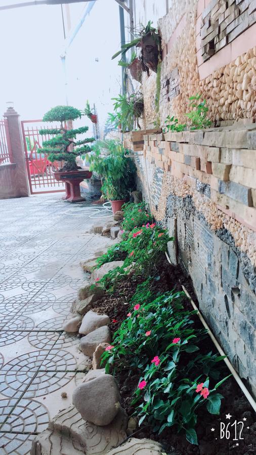 Duong Ha Hotel Као Банг Екстериор снимка