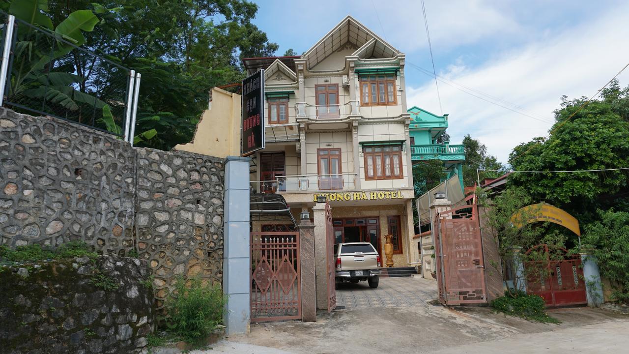 Duong Ha Hotel Као Банг Екстериор снимка